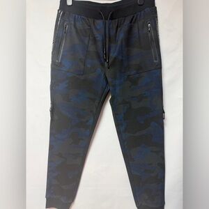 Karl Lagerfeld Paris Men’s Jogger Pants – Blue/Black Camo – Size M